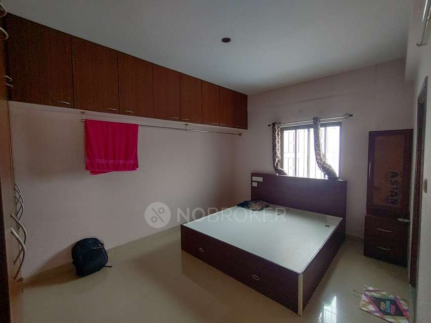 2 BHK Flat In Navasiri Apartments For Sale  In Panathur Kadubeesanahalli, 