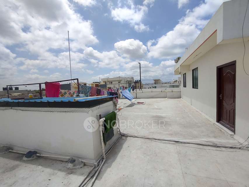 2 BHK Flat In Navasiri Apartments For Sale  In Panathur Kadubeesanahalli, 