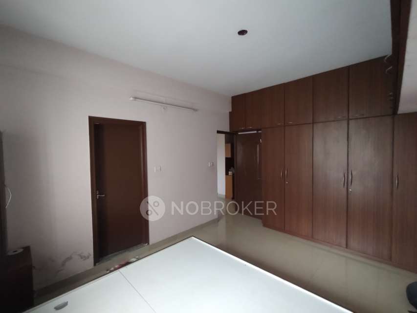 2 BHK Flat In Navasiri Apartments For Sale  In Panathur Kadubeesanahalli, 