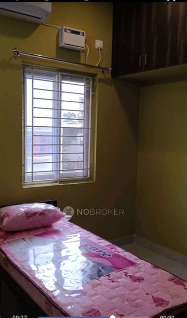 PG for Girls in  Thiruvanmiyur