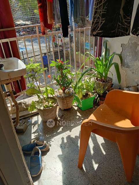 3 BHK Flat In Jeevan Bima Apartment - Lic For Sale  In Shahdara