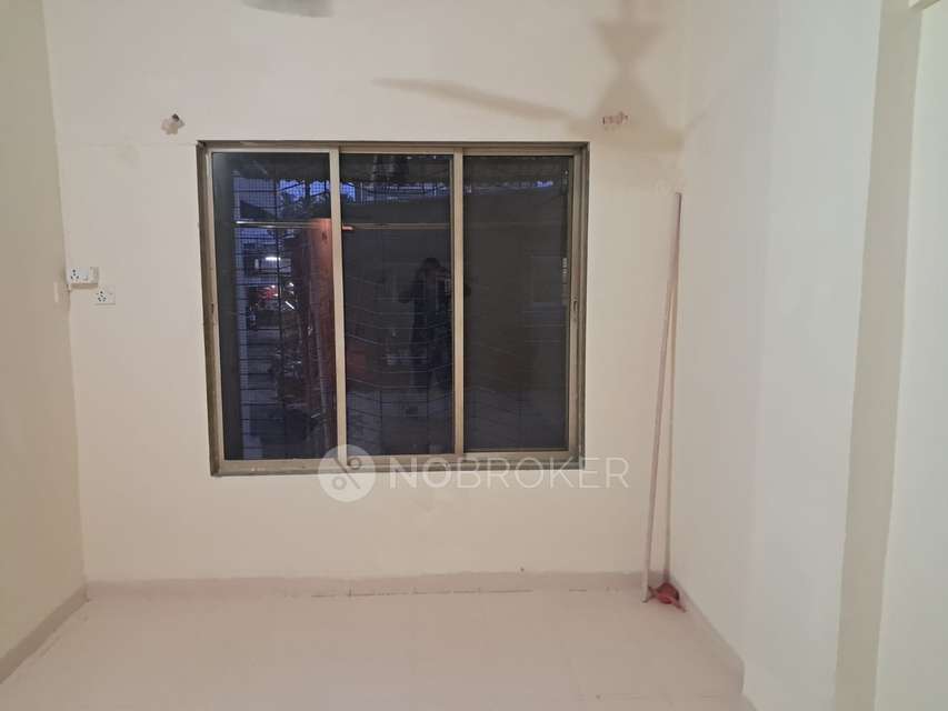 1 BHK Flat In Elite Appartment  For Sale  In Jogeshwari West