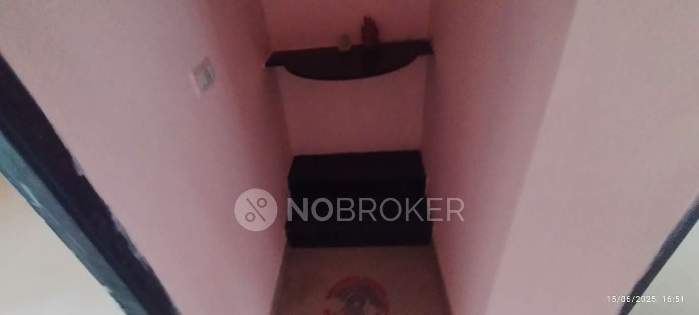 2 BHK Flat In Dwaraka Apartments For Sale  In Mannivakkam