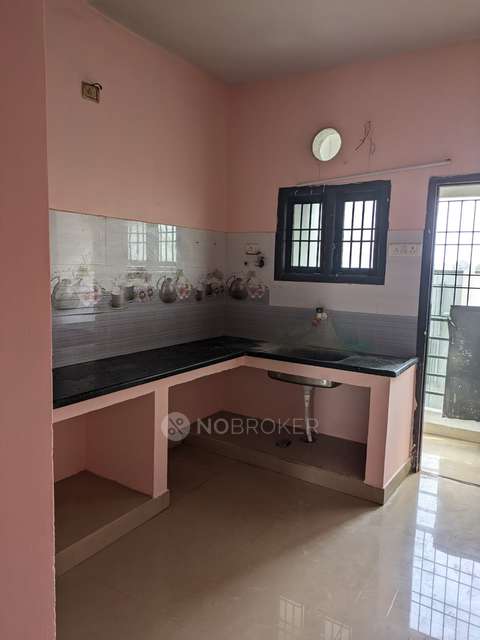 2 BHK Flat In Dwaraka Apartments For Sale  In Mannivakkam