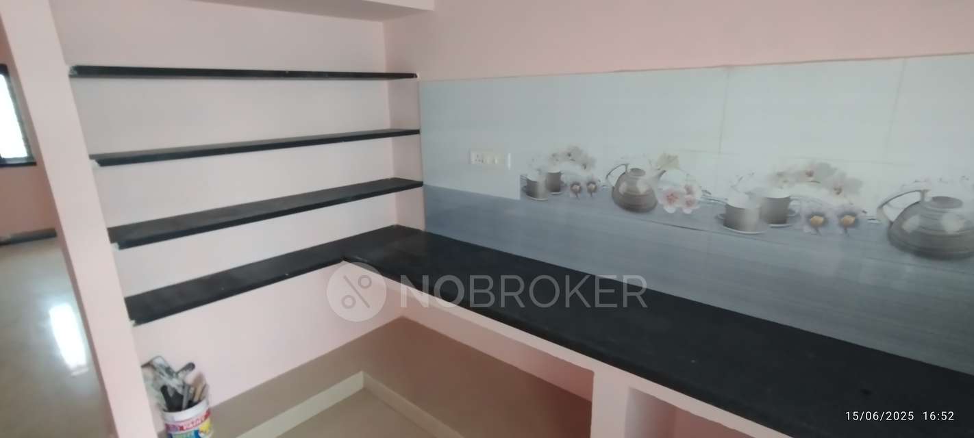 2 BHK Flat In Dwaraka Apartments For Sale  In Mannivakkam