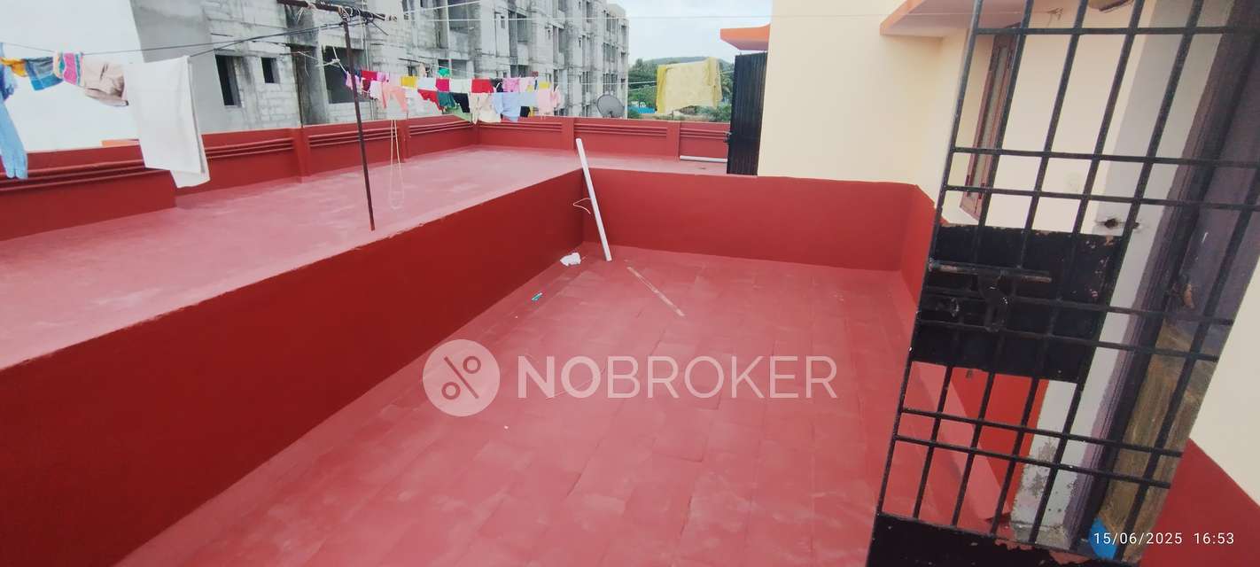 2 BHK Flat In Dwaraka Apartments For Sale  In Mannivakkam