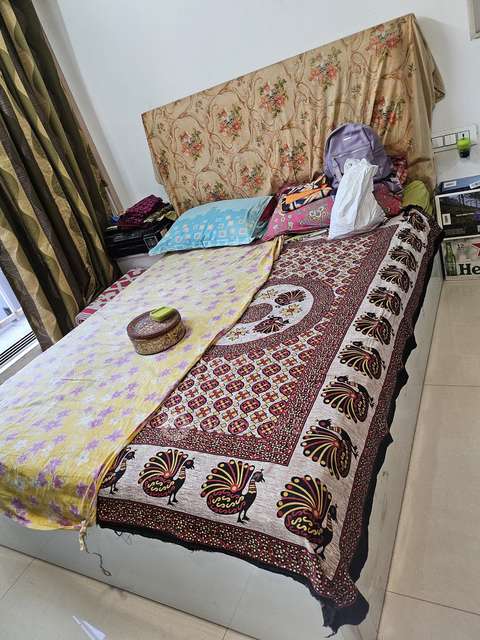 2 BHK Flat In  Kohinoor For Sale  In Kandivali West