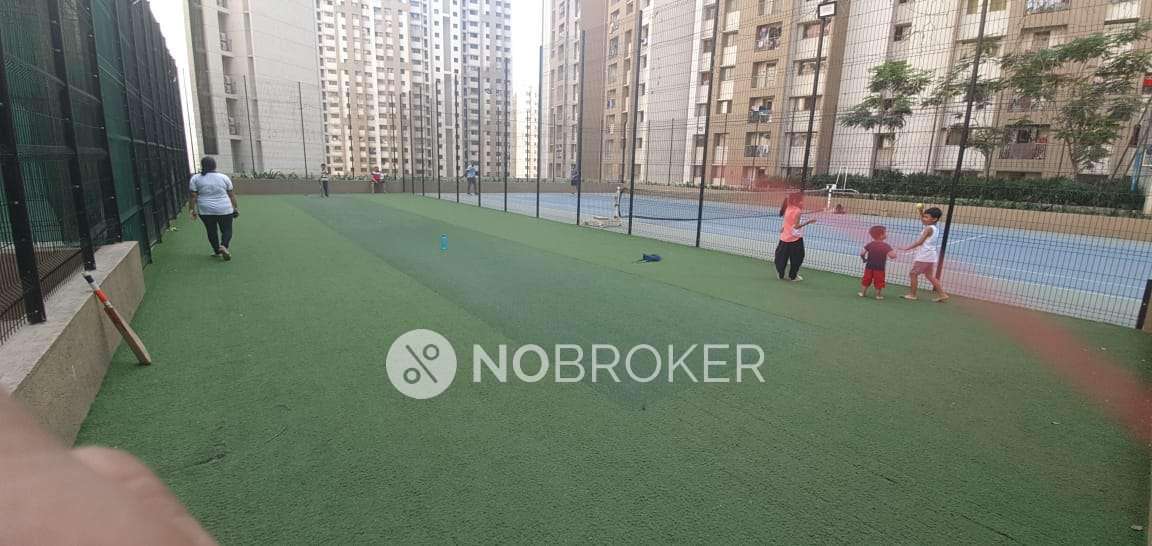 1 BHK Flat In Lodha Splendora Platino  For Sale  In Thane West 