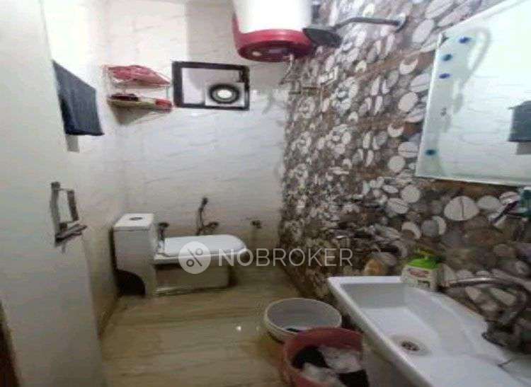 2 BHK Flat In Builder Floor, Uttam Nagar For Sale  In Uttam Nagar