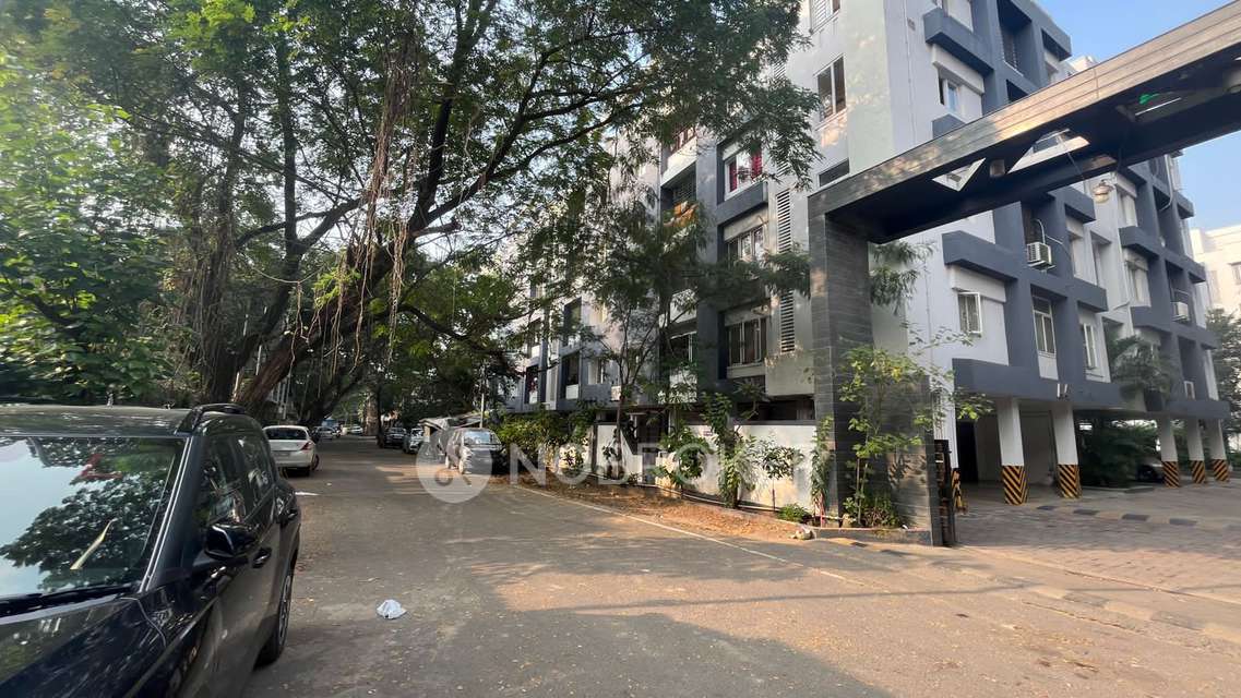 2 BHK Flat In Vgn  Ferndale For Sale  In Mogappair East