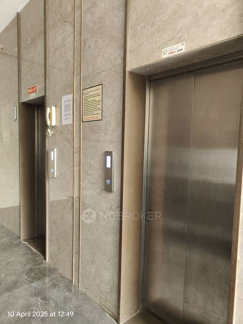 2 BHK Flat In Tanna Heights For Sale  In Kandivali West