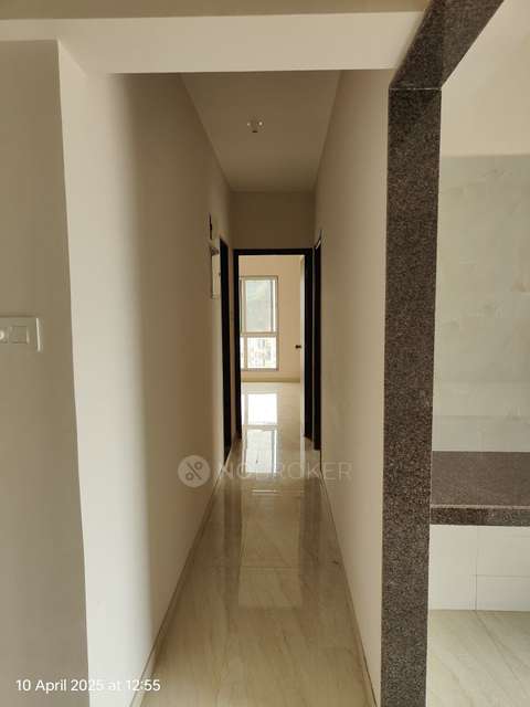 2 BHK Flat In Tanna Heights For Sale  In Kandivali West