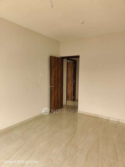 2 BHK Flat In Tanna Heights For Sale  In Kandivali West
