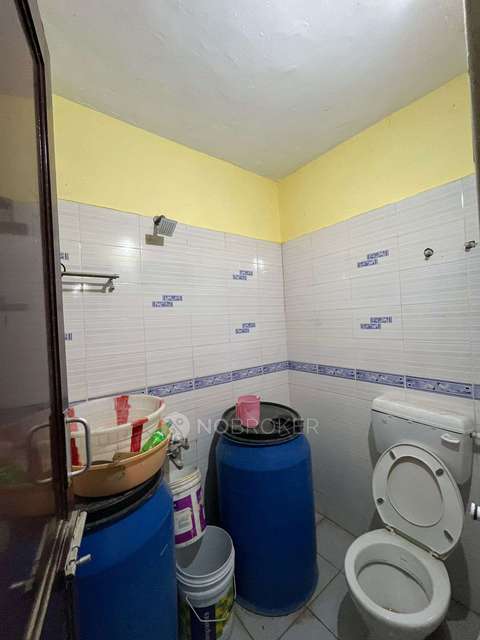 2 BHK Flat In H3 Lake View Apartments For Sale  In H3 Lake View Apartments