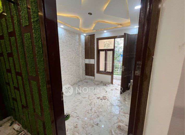 2 BHK Flat In Shiv Shakti Appartment For Sale  In Uttam Nagar