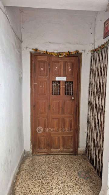 2 BHK Flat In Hiramani Chs For Sale  In 4rgq+82m, Sahayog Society, Munshi Nagar, Andheri West, Mumbai, Maharashtra 400058, India