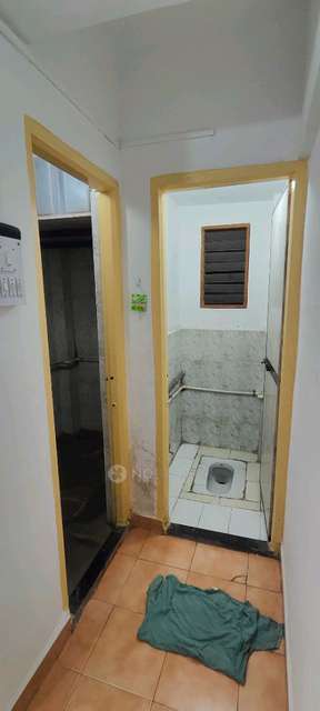 1 BHK Flat In Sarthak Co-op Housing Society For Sale  In Sarthak Society Road