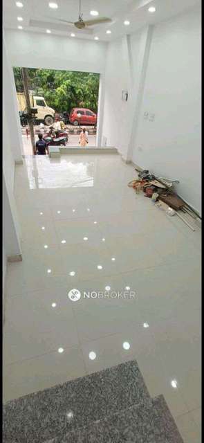 Shop in Madangir, Delhi for sale 