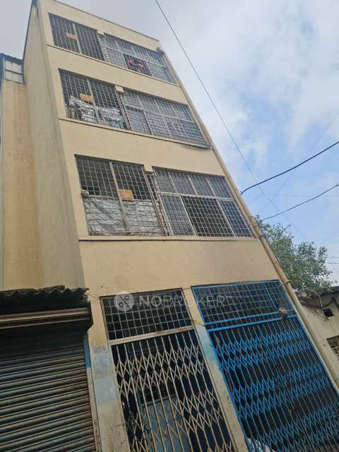 Godown/Warehouse in Sultanpete, Bangalore for sale 
