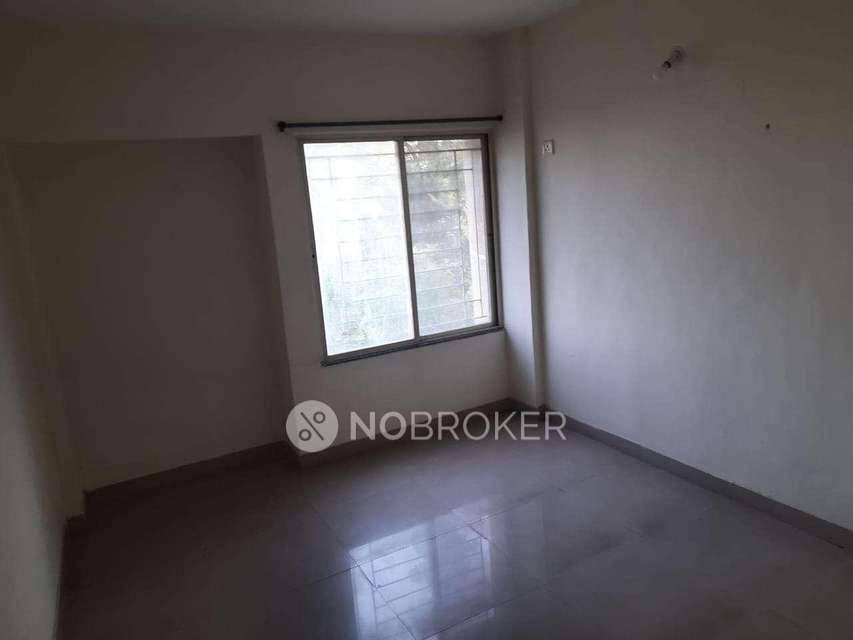 2 BHK Flat In Green Crest For Sale  In Phursungi