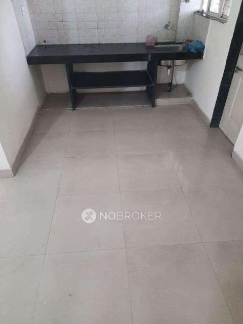 2 BHK Flat In Green Crest For Sale  In Phursungi