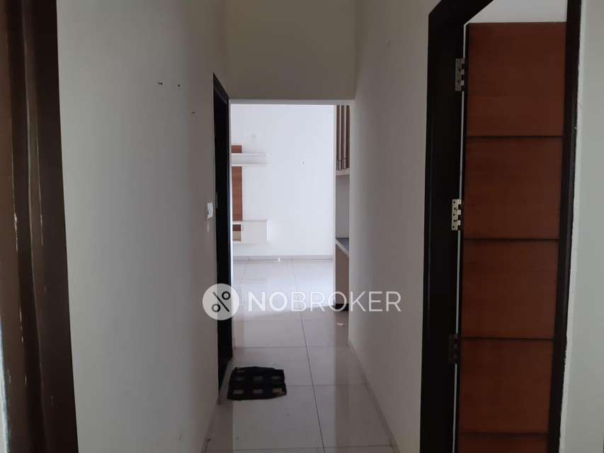 2 BHK Flat In Shell Owners Court For Sale  In Kasavanahalli