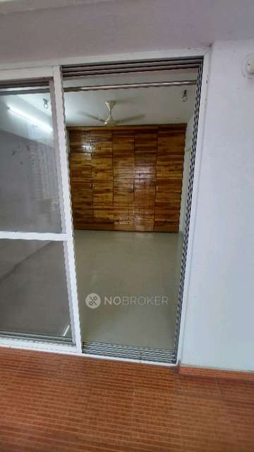 2 BHK Flat In Eves Garden Building 4 for Rent  In Eves Garden Society