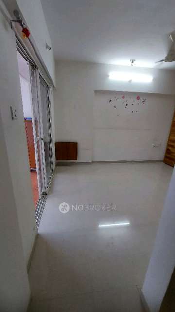 2 BHK Flat In Eves Garden Building 4 for Rent  In Eves Garden Society