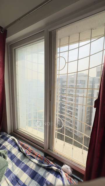 Shared Room for Male In 2 BHK  In Opus 77 In Pune