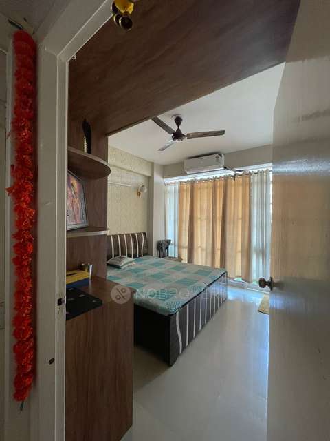 2 BHK Flat In Zara Aavaas Apartments, Gurugram For Sale  In Gurugram