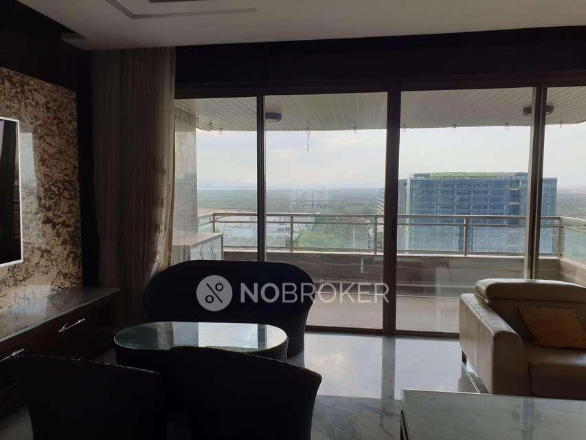 4+ BHK Flat In Wadhwa The Address For Sale  In Ghatkopar West