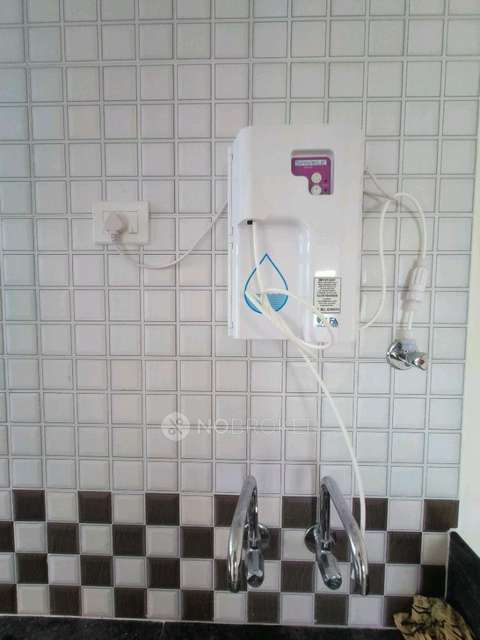 2 BHK Flat In Tanish Park For Sale  In Charholi Budruk