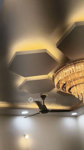 4 BHK Flat In Dda Samrat Apartment, Vasundhara Enclave for Rent  In Vasundhara Enclave