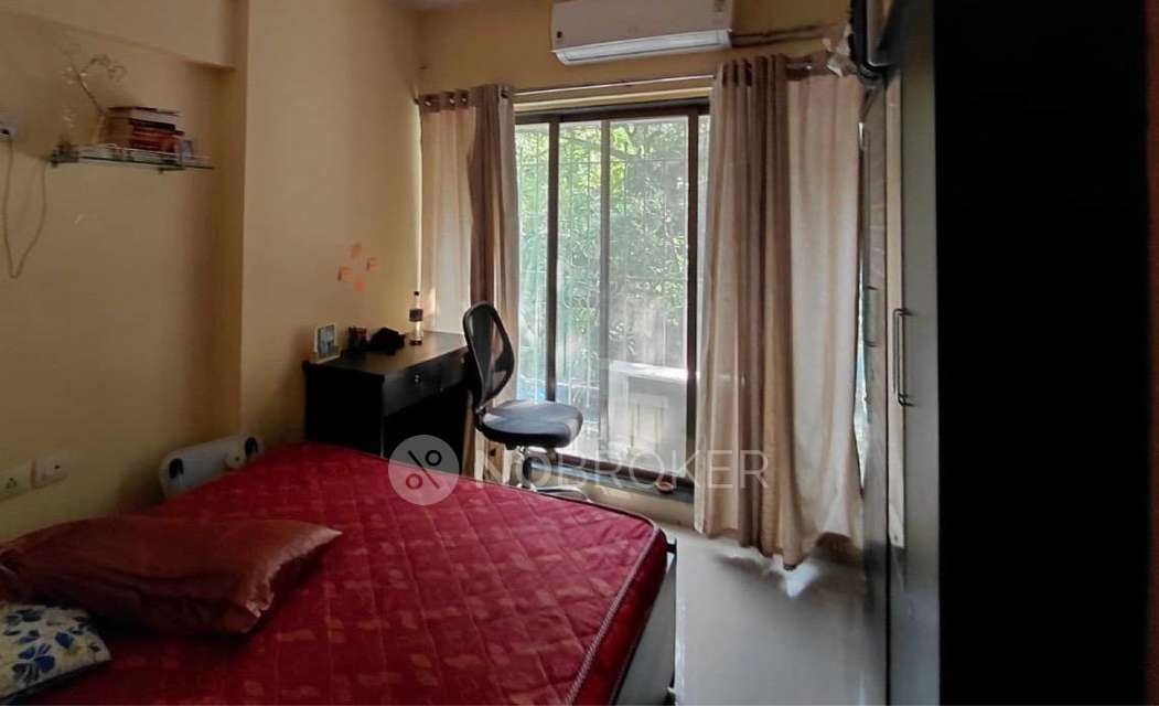 Shared Room for Female In 2 BHK  In Himanshu Mandar Society In Vile Parle West