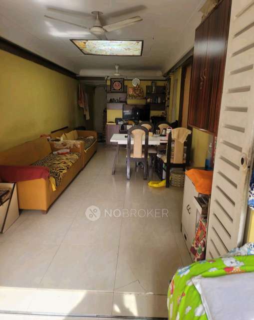 2 BHK Flat In Sagarkunj Building For Sale  In Malabar Hill