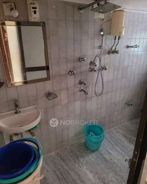 2 BHK Flat In Sagarkunj Building For Sale  In Malabar Hill