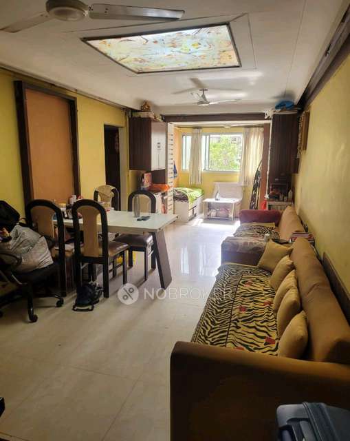 2 BHK Flat In Sagarkunj Building For Sale  In Malabar Hill