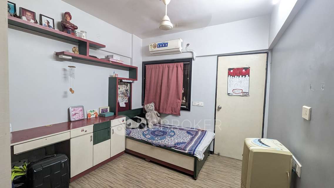 2 BHK Flat In Lokpuram Complex for Rent  In Vasant Vihar