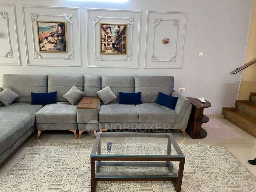 4+ BHK House for Rent  In Nibm Road