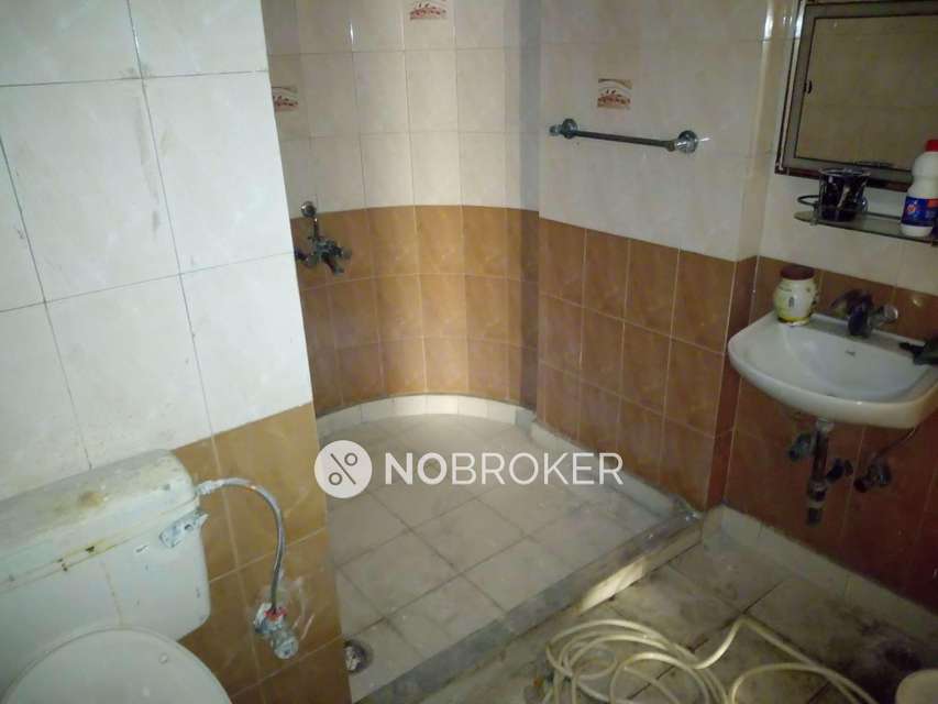 2 BHK Flat In Kanchan Janga Apartment For Sale  In Kaushambi