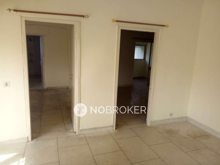 2 BHK Flat In Kanchan Janga Apartment For Sale  In Kaushambi