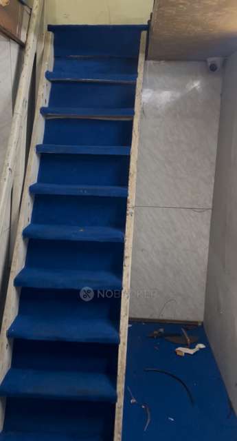 Industrial Building in Paper Box House, Mumbai for Rent 