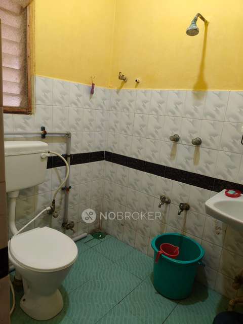 2 BHK Flat In Balaji Apartment For Sale  In Adyar