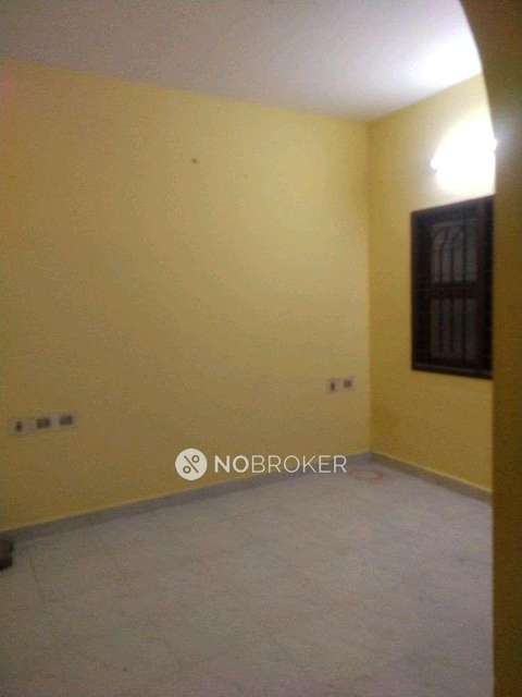 2 BHK Flat In Balaji Apartment For Sale  In Adyar