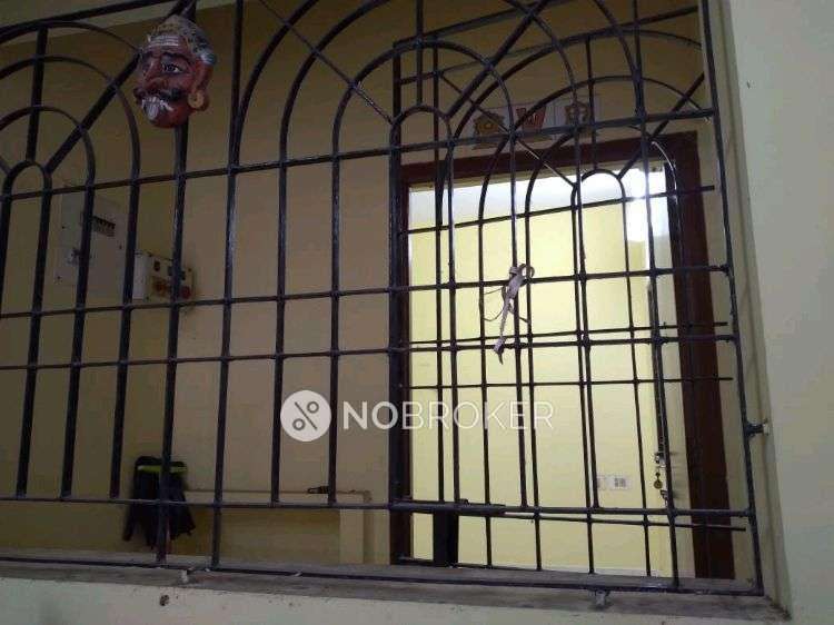 2 BHK Flat In Balaji Apartment For Sale  In Adyar