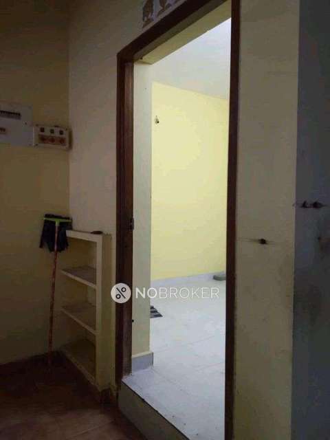 2 BHK Flat In Balaji Apartment For Sale  In Adyar