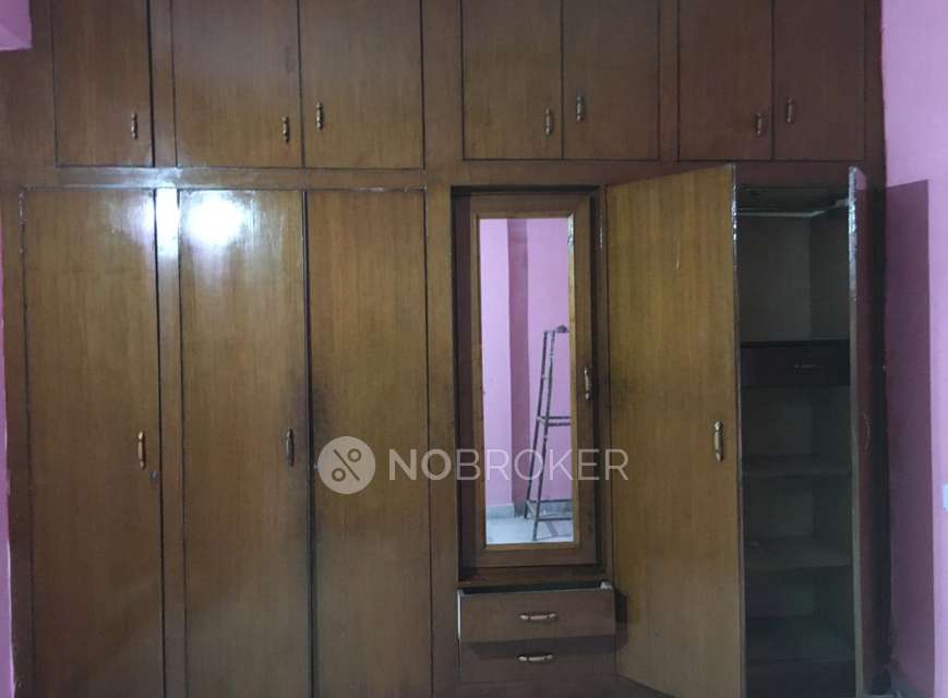 2 BHK Flat In Shyam Kamdhenu Motinagar For Sale  In Moti Nagar