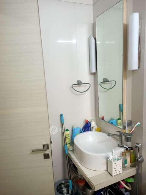 2 BHK Flat For Sale  In Chembur East