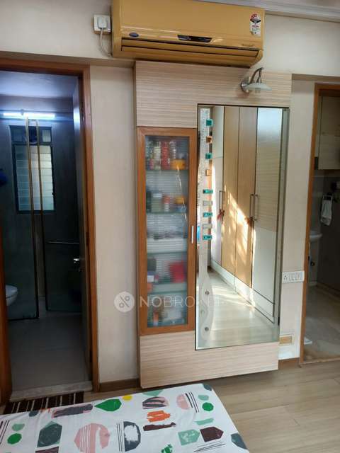 2 BHK Flat For Sale  In Chembur East