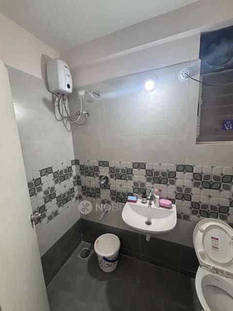 2 BHK Flat In Violet - Prism City for Rent  In Violet - Prism City